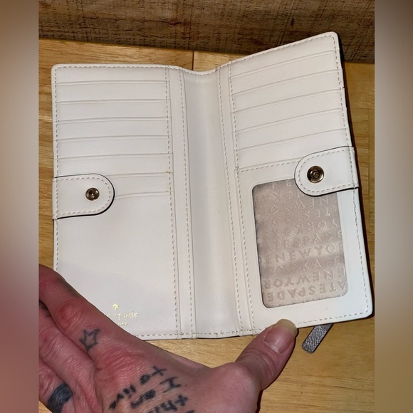 Kate Spade gunmetal silver wallet - Picture 3 of 7
